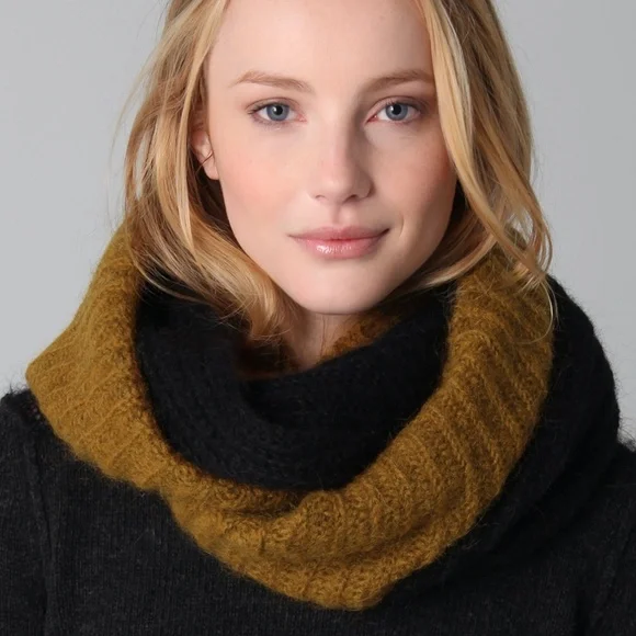 Madewell Accessories Madewell Colorblock Infinity Scarf Poshmark